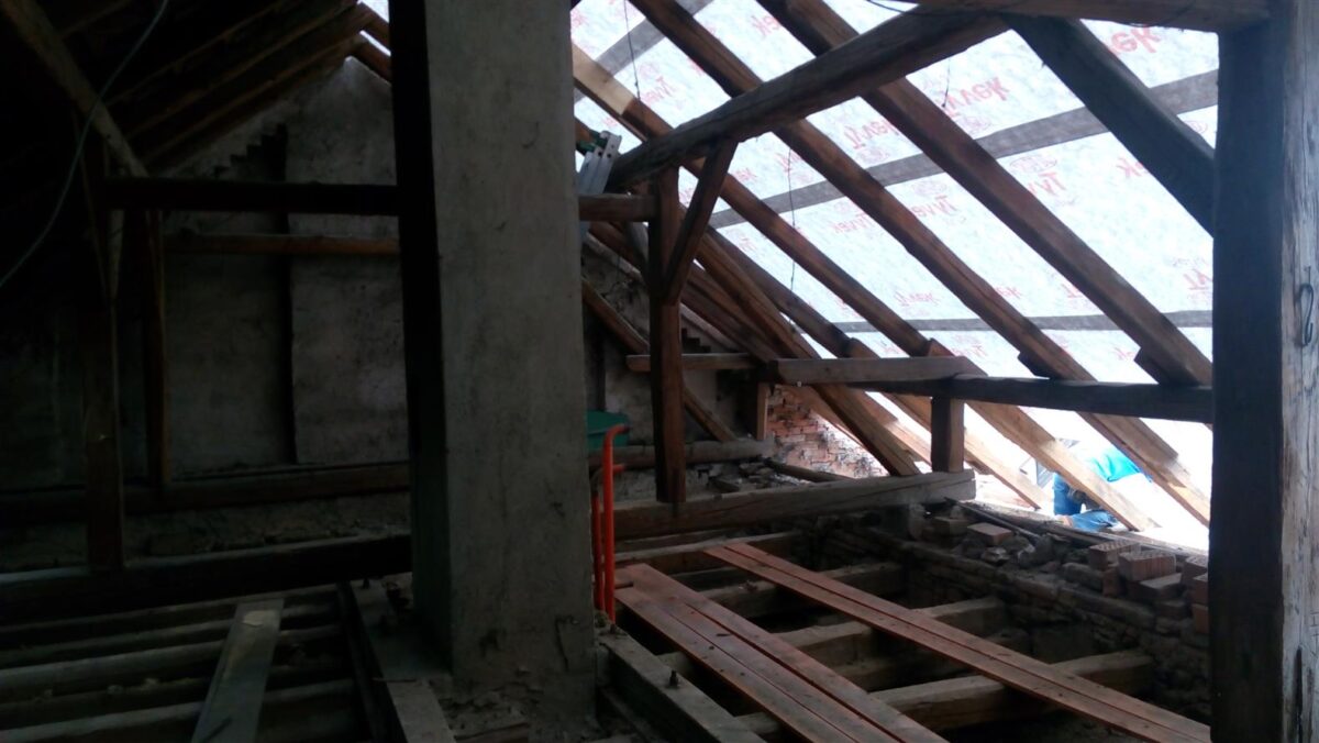 Oprava střechy a izolace stropu MŠ 2017