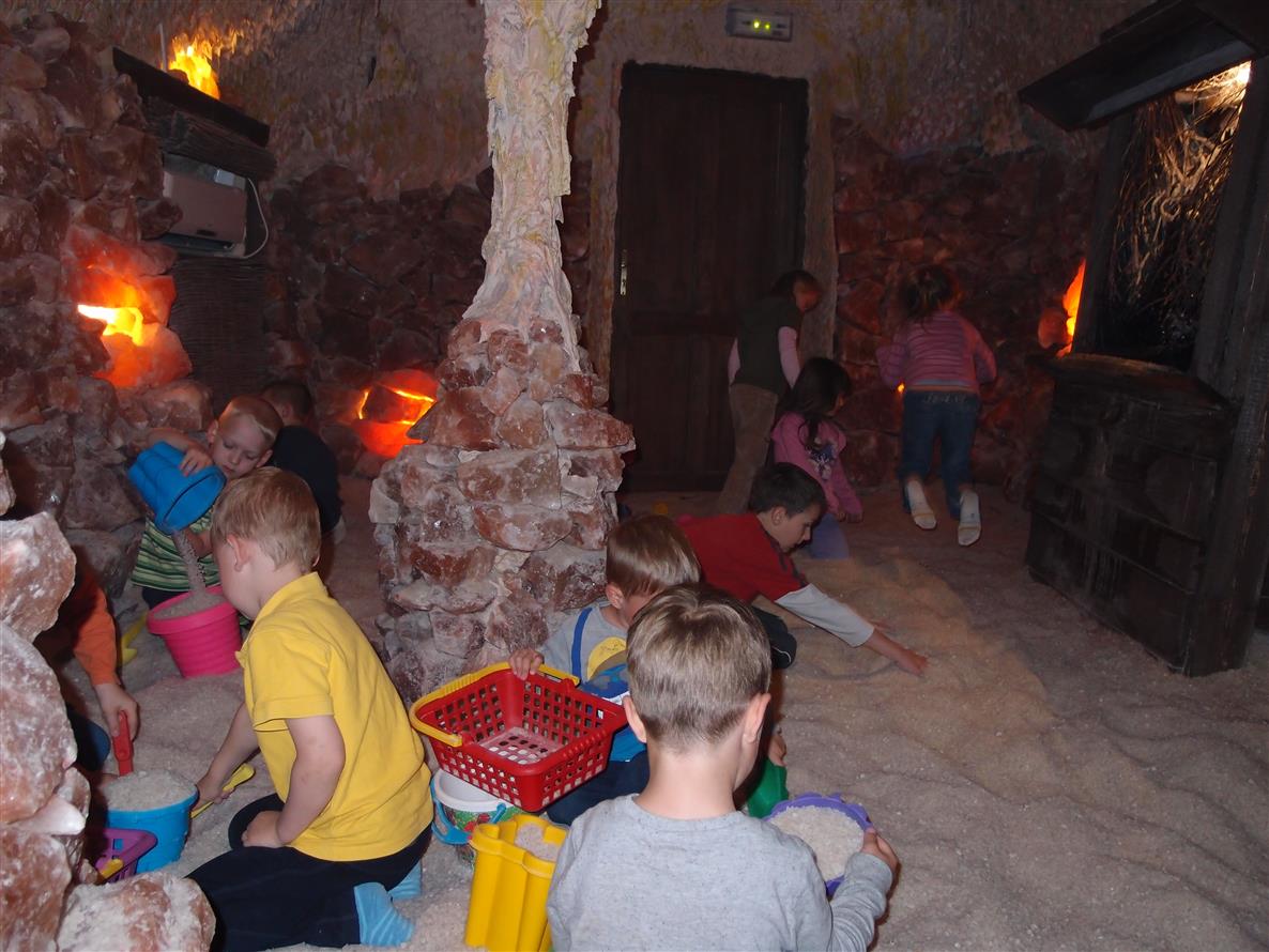 Mateřská školka v solné jeskyni, 2013