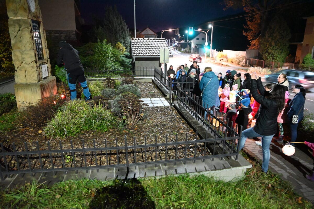 lampionový průvod 11.11.2023