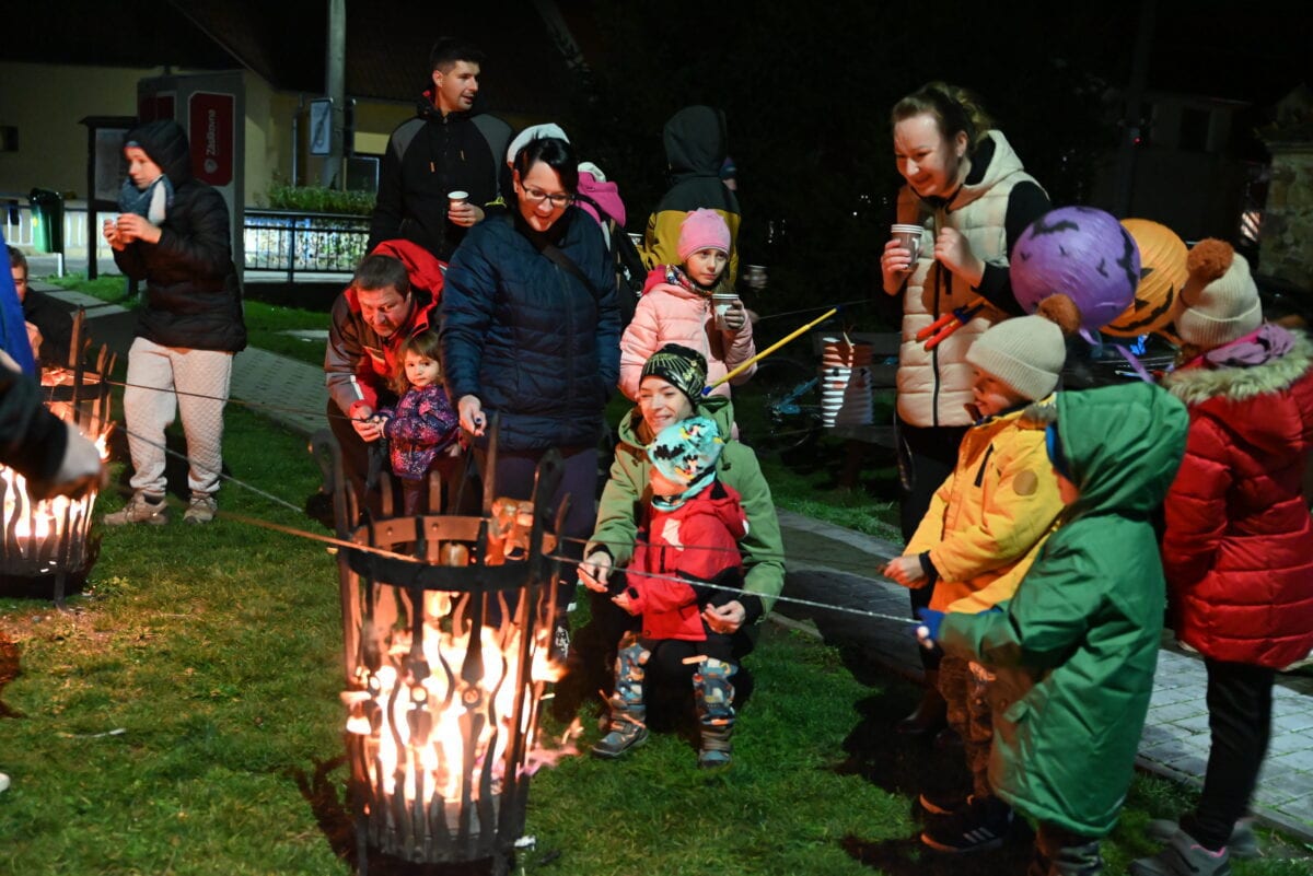 lampionový průvod 11.11.2023