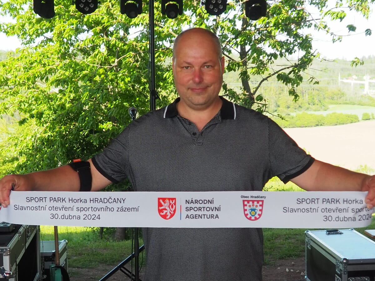 Slavnostní otevření sportovního zázemí a pálení čarodějnic 30.4.2024