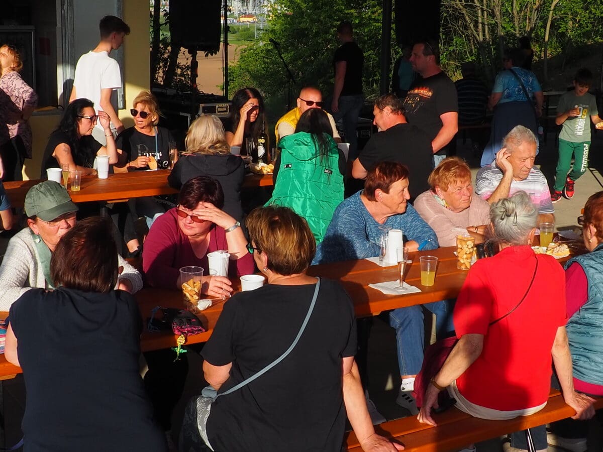 Slavnostní otevření sportovního zázemí a pálení čarodějnic 30.4.2024