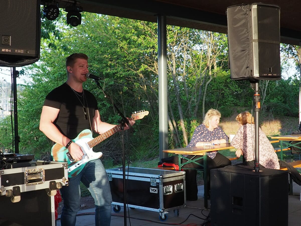 Slavnostní otevření sportovního zázemí a pálení čarodějnic 30.4.2024