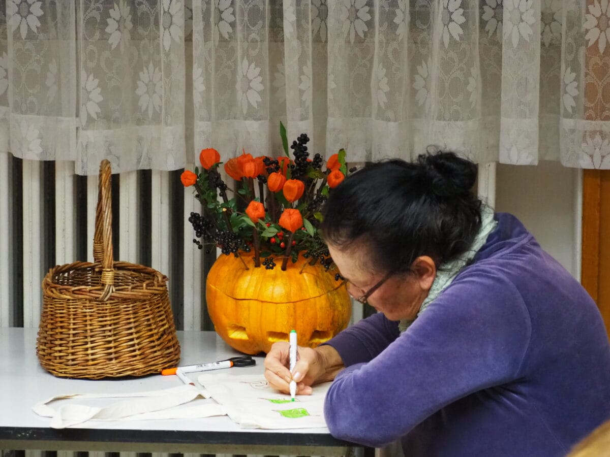 Podzimní dílničky, 25.10.2024 zdobení dýní, malování na textil